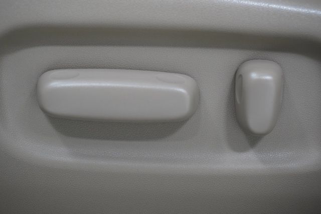 2013 Toyota Highlander Hybrid 4WD 4dr Limited - 22963871 - 16