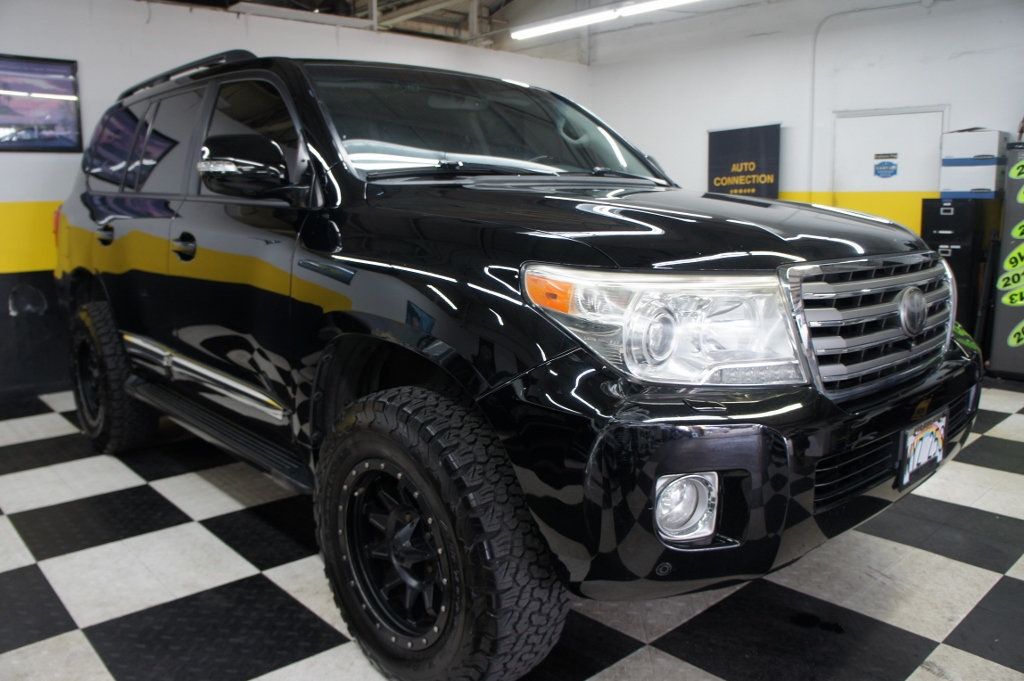 2013 Toyota Land Cruiser Extra Clean! - 22489556 - 1