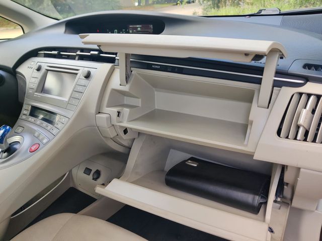 2013 Toyota Prius 2013 Toyota Prius Hybrid, Clean Title, Well-Maintained - 22879841 - 14