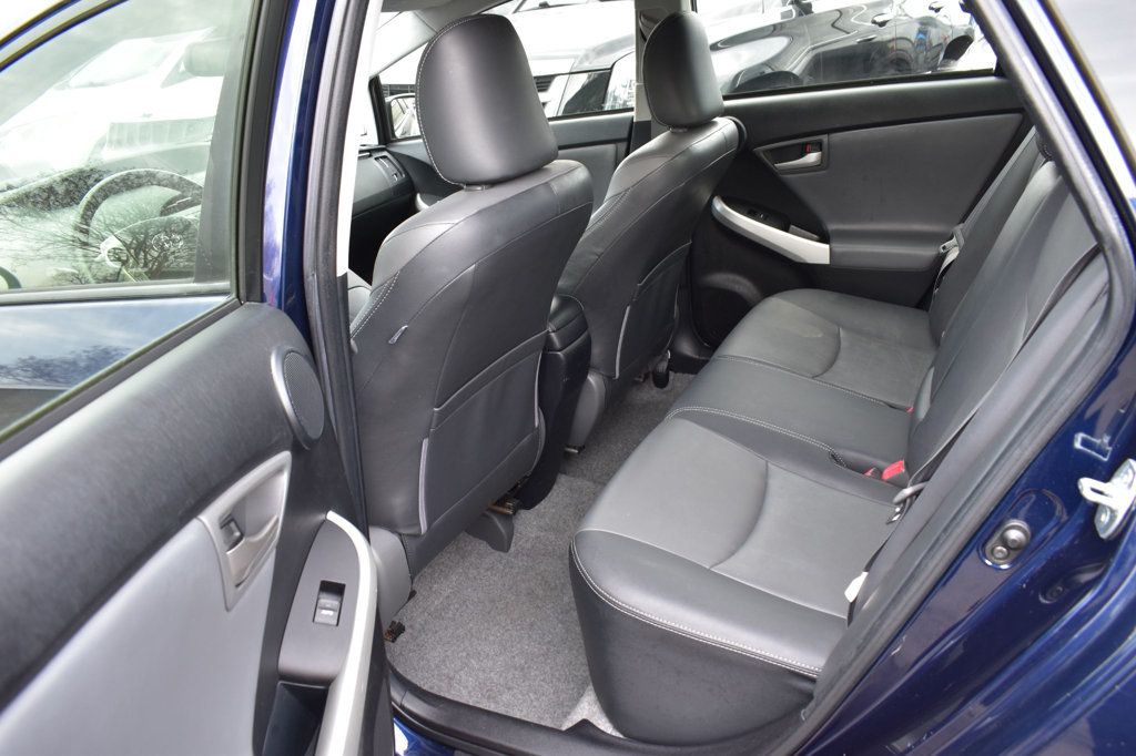 2013 Toyota Prius 5dr Hatchback Four - 22986075 - 23