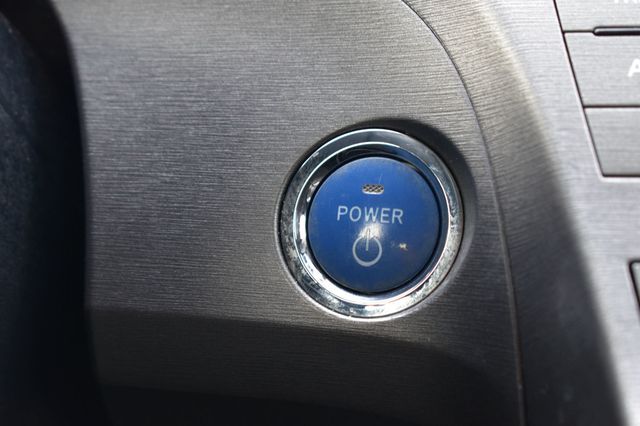 2013 Toyota Prius 5dr Hatchback Four - 22986075 - 30