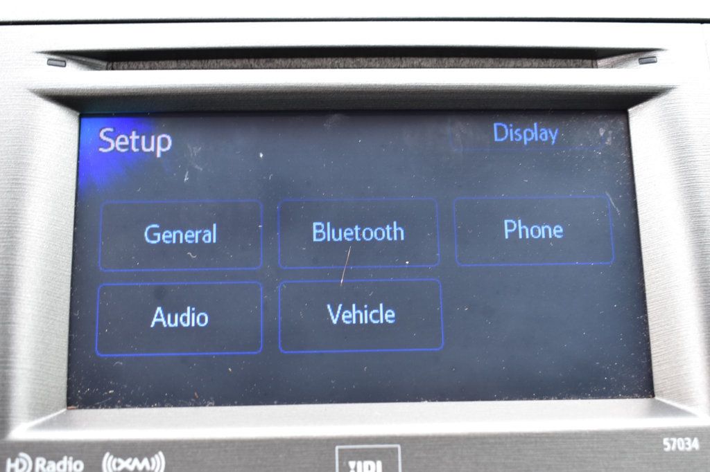 2013 Toyota Prius 5dr Hatchback Four - 22986075 - 39