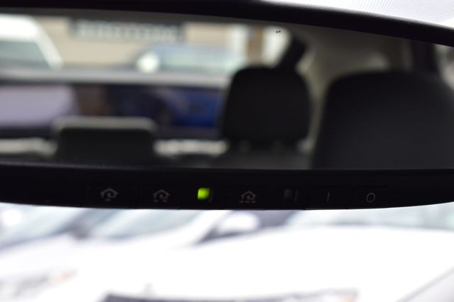 2013 Toyota Prius 5dr Hatchback Four - 22986075 - 44