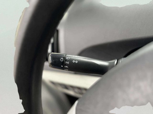 2013 Toyota Prius 5dr Hatchback One - 23021984 - 30