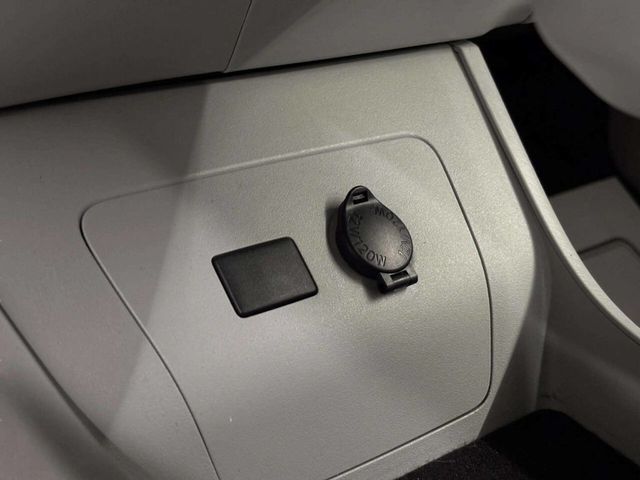2013 Toyota Prius 5dr Hatchback One - 23021984 - 32