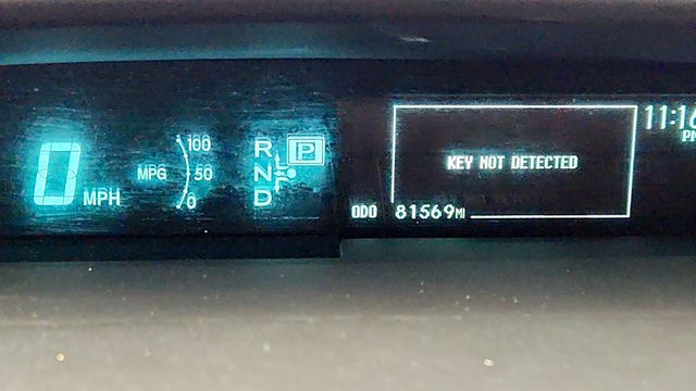 2013 Toyota Prius 5dr Hatchback Persona Series SE (50 mpg) - 22971778 - 17