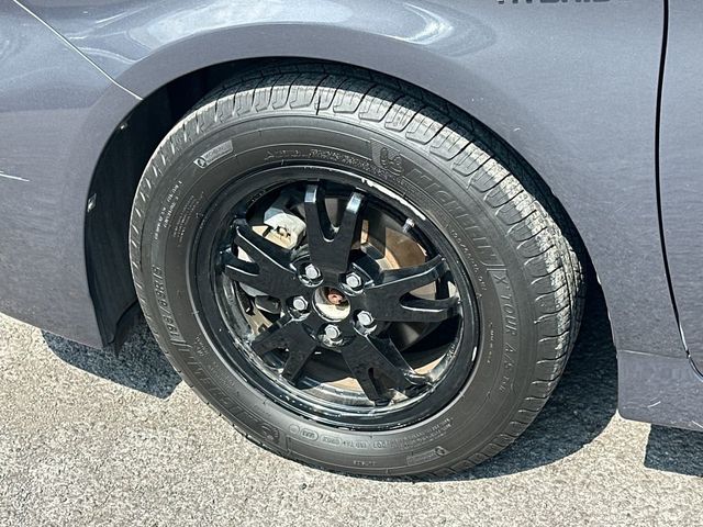 2013 Toyota Prius 5dr Hatchback Three - 23042303 - 10