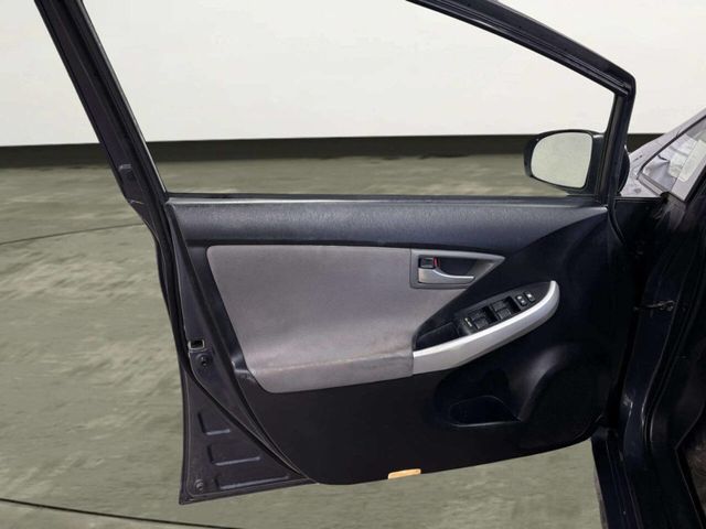 2013 Toyota Prius 5dr Hatchback Three - 23018965 - 11