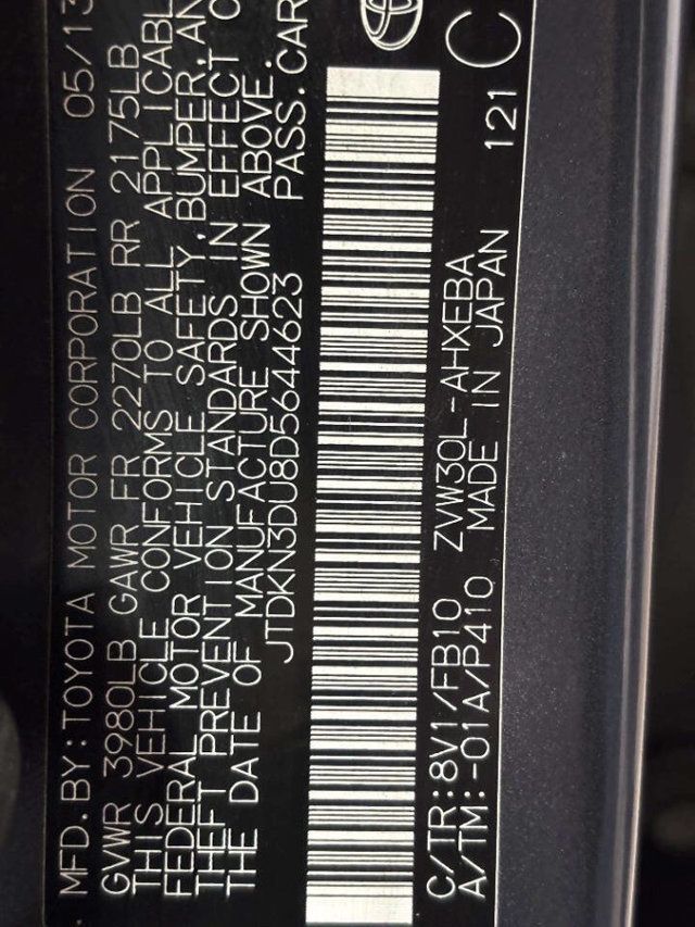 2013 Toyota Prius 5dr Hatchback Three - 23018965 - 35