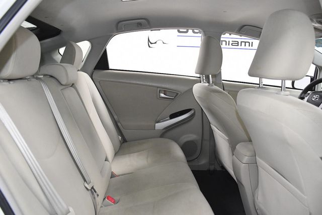 2013 Toyota Prius 5dr Hatchback Three - 23090570 - 12