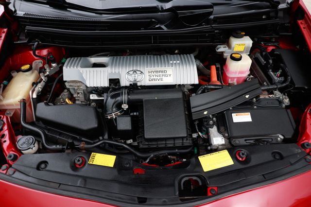 2013 Toyota Prius 5dr Hatchback Three - 22940228 - 19