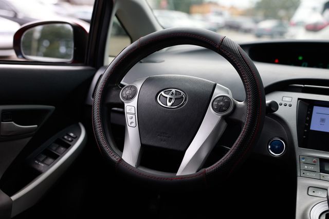 2013 Toyota Prius 5dr Hatchback Three - 22940228 - 28