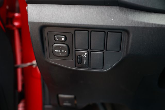 2013 Toyota Prius 5dr Hatchback Three - 22940228 - 45