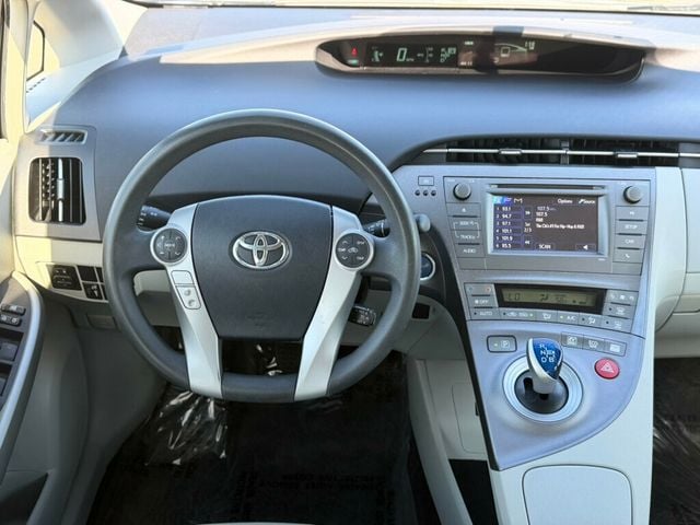 2013 Toyota Prius 5dr Hatchback Three - 23016440 - 20