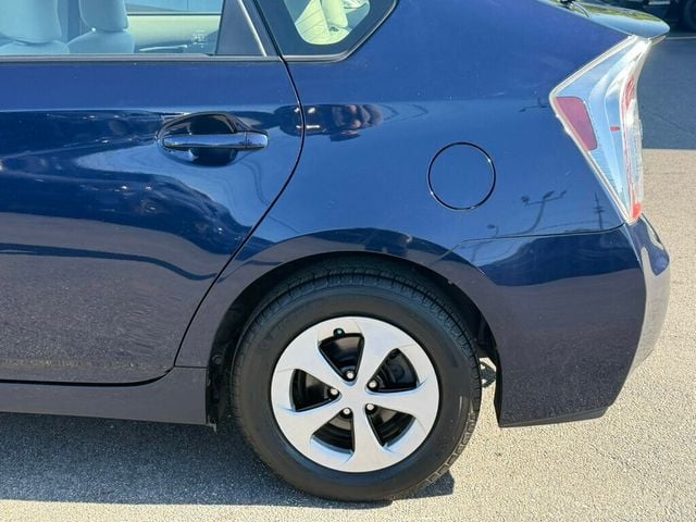 2013 Toyota Prius 5dr Hatchback Three - 23016440 - 36