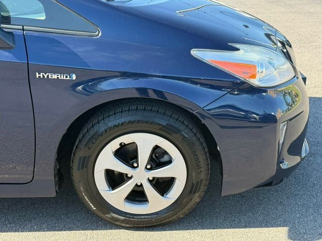 2013 Toyota Prius 5dr Hatchback Three - 23016440 - 38