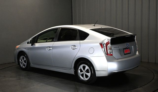 2013 Toyota Prius 5dr Hatchback Two - 23070245 - 6