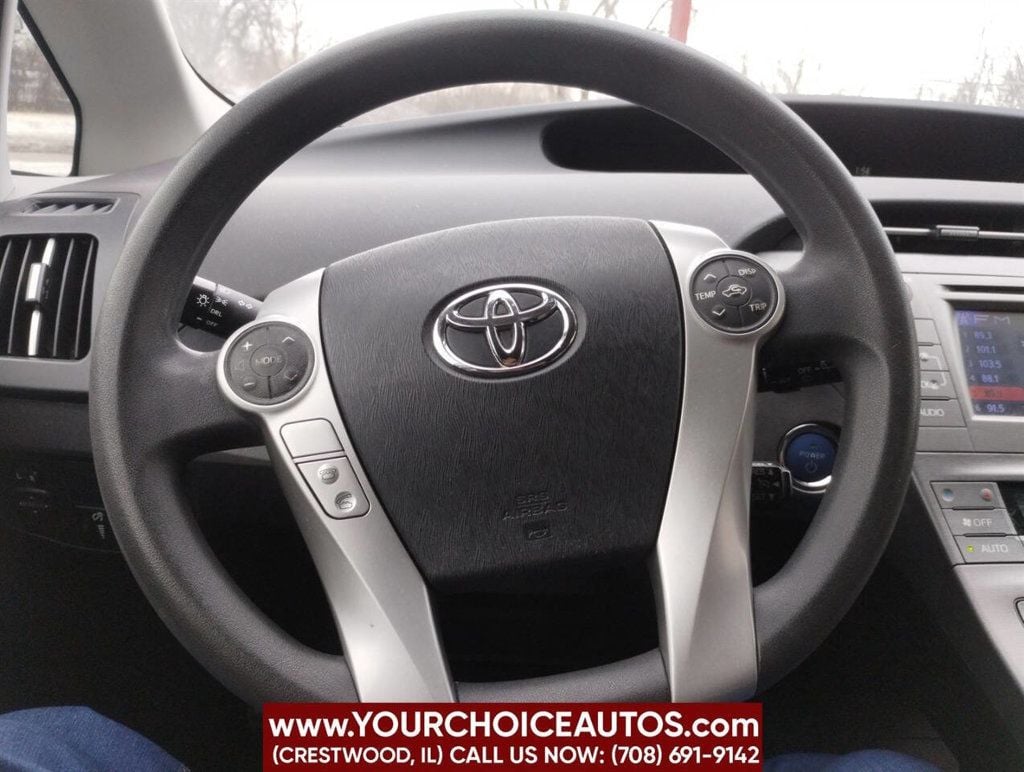 2013 Toyota Prius 5dr Hatchback Two - 22775570 - 21