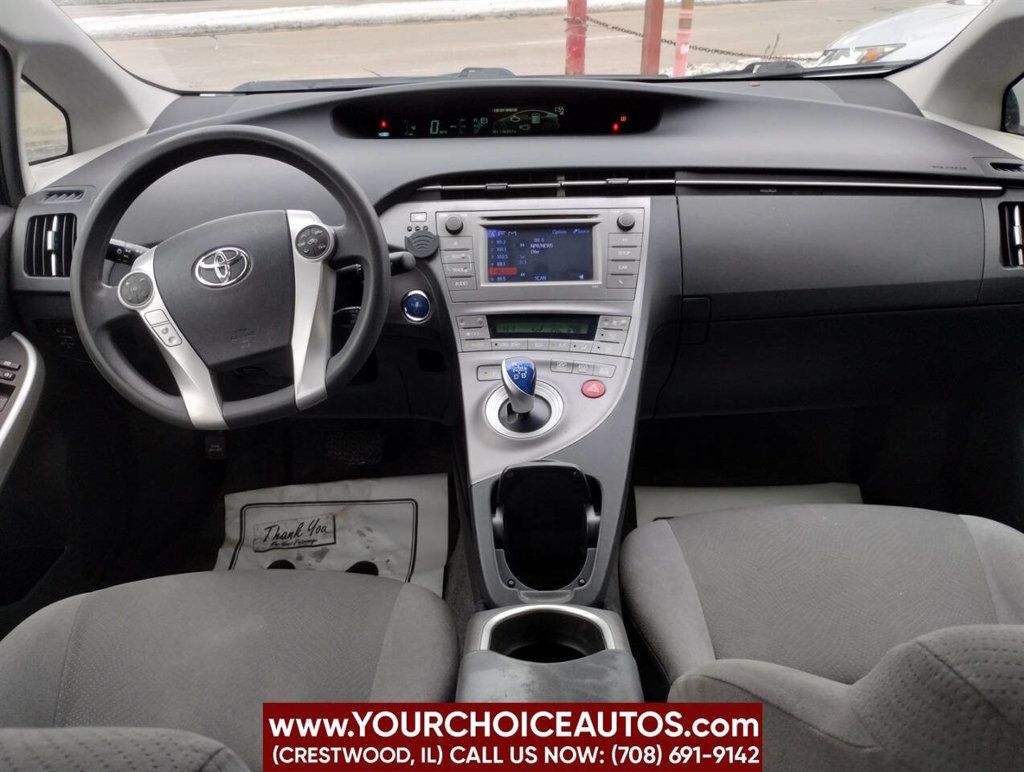 2013 Toyota Prius 5dr Hatchback Two - 22775570 - 34