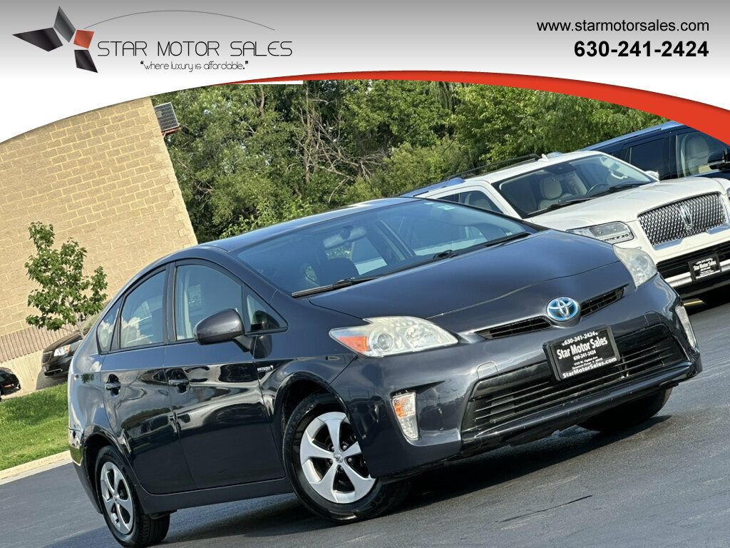 2013 Toyota Prius 5dr Hatchback Two - 23049697 - 0
