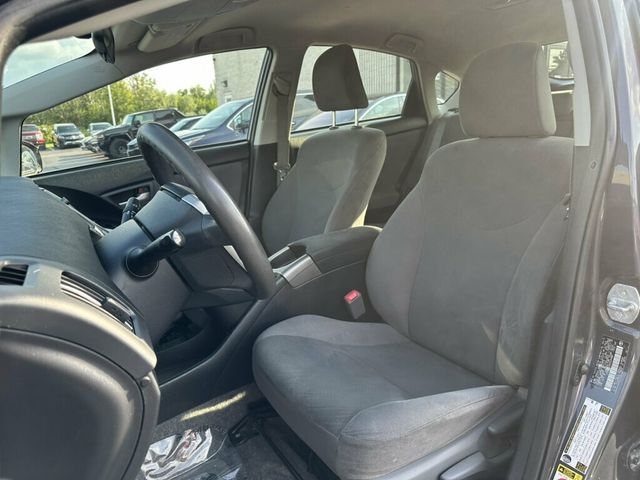 2013 Toyota Prius 5dr Hatchback Two - 23049697 - 12