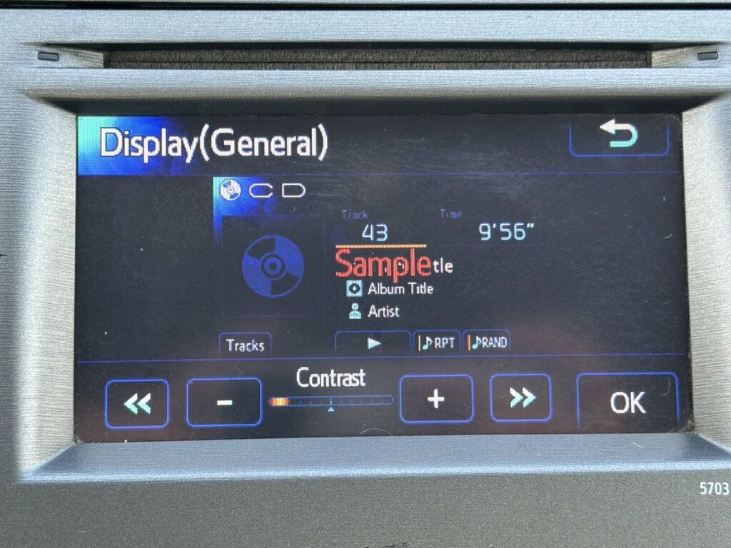 2013 Toyota Prius 5dr Hatchback Two - 23049697 - 28