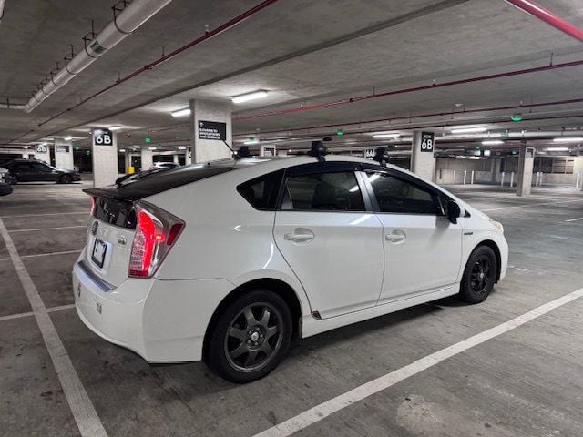 2013 Toyota Prius Persona Series SE! Surf Ready! - 22657014 - 4