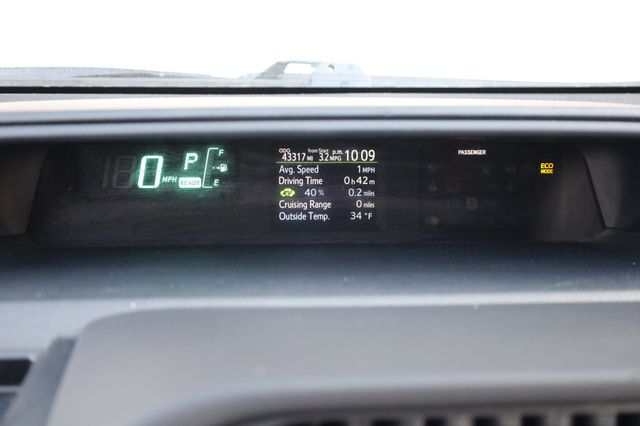 2013 Toyota Prius c  - 22969339 - 32