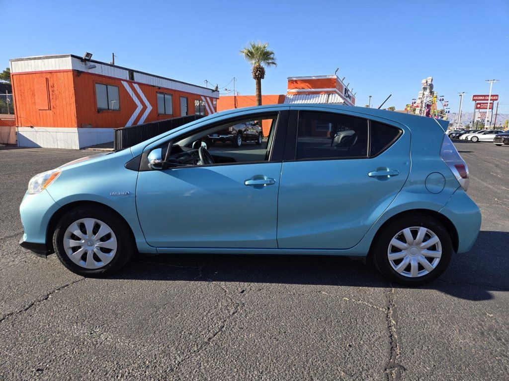 2013 Toyota Prius c 5dr Hatchback Two - 22634182 - 1