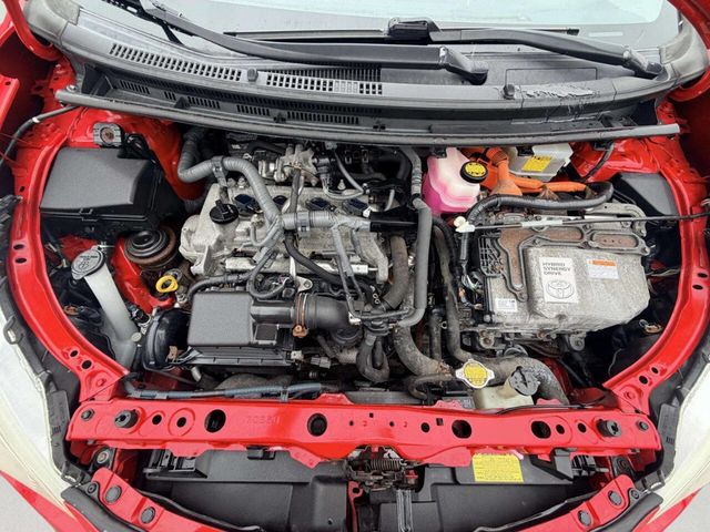 2013 Toyota Prius c 5dr Hatchback Two - 23023453 - 11