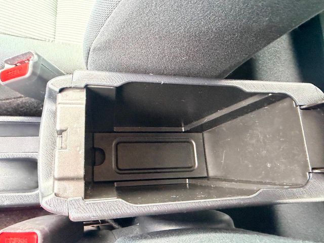 2013 Toyota Prius c 5dr Hatchback Two - 23023453 - 43