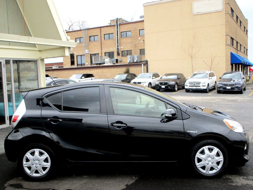 2013 Toyota Prius c 5dr Hatchback Two - 22376339 - 8