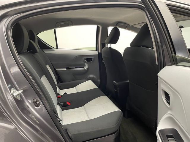 2013 Toyota Prius c 5dr Hatchback Two - 22980334 - 30