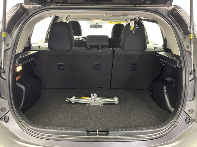 2013 Toyota Prius c 5dr Hatchback Two - 22980334 - 33