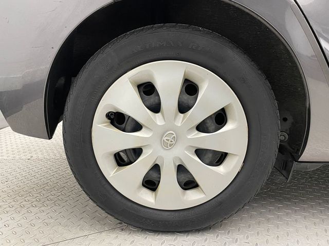 2013 Toyota Prius c 5dr Hatchback Two - 22980334 - 39