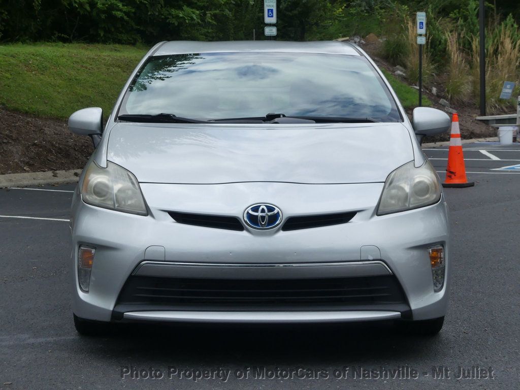 2013 Toyota Prius Plug-in photo 2