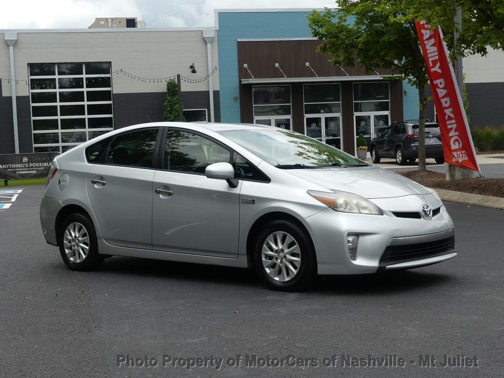 2013 Toyota Prius Plug-in photo 4