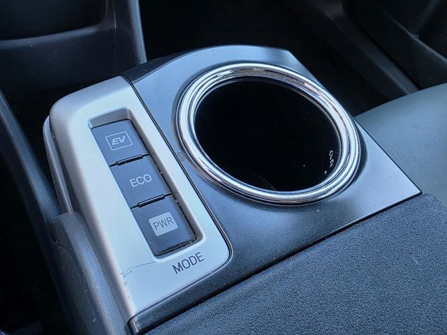 2013 Toyota Prius v  - 22982682 - 22