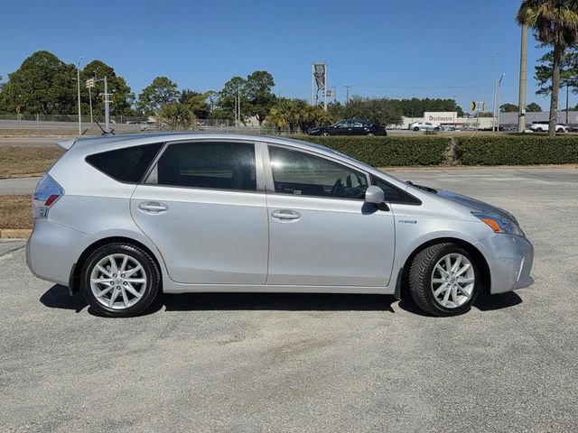 2013 Toyota Prius v  - 22982682 - 34
