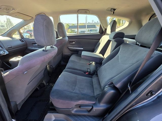 2013 Toyota Prius v  - 22960451 - 15