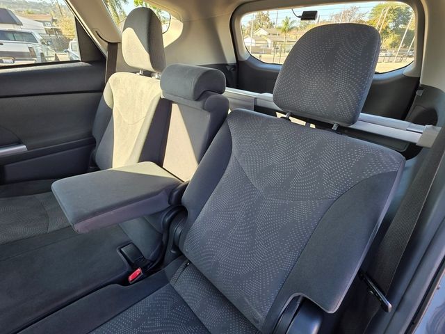 2013 Toyota Prius v  - 22960451 - 16