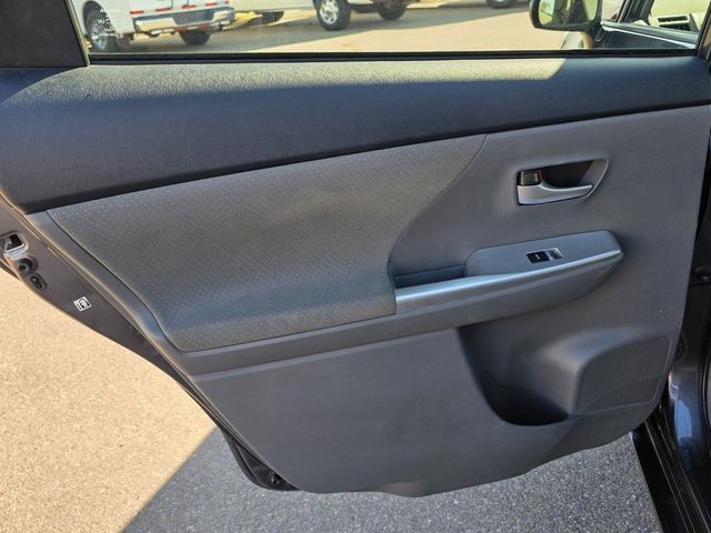 2013 Toyota Prius v  - 22960451 - 18