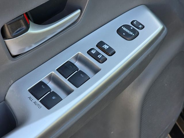 2013 Toyota Prius v  - 22960451 - 20