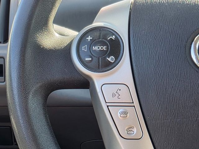 2013 Toyota Prius v  - 22960451 - 21