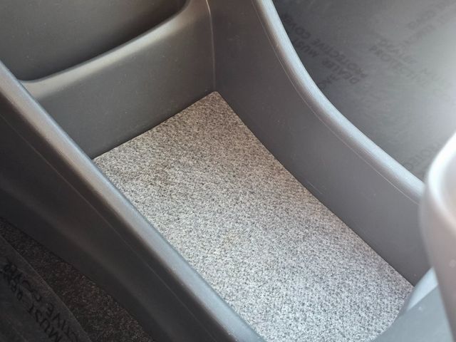 2013 Toyota Prius v  - 22960451 - 31