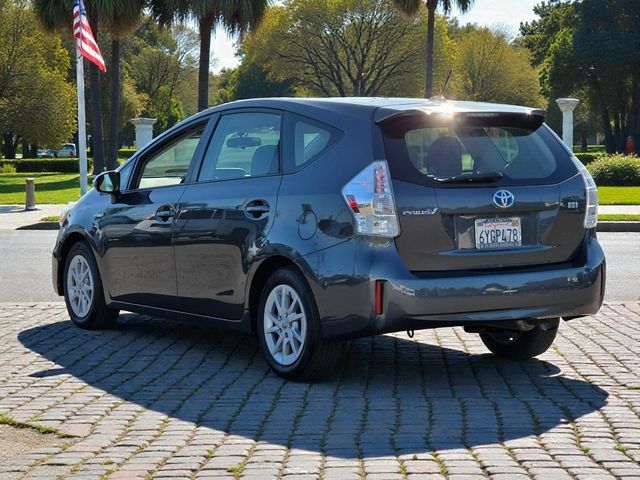 2013 Toyota Prius v  - 22960451 - 3