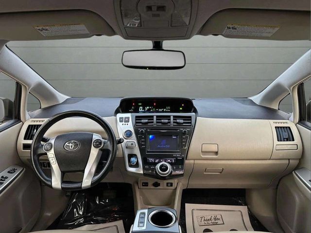 2013 Toyota Prius v 5dr Wagon Five - 22940469 - 14