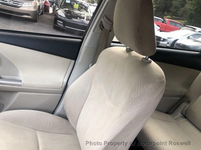 2013 Toyota Prius v 5dr Wagon Three - 20228811 - 25