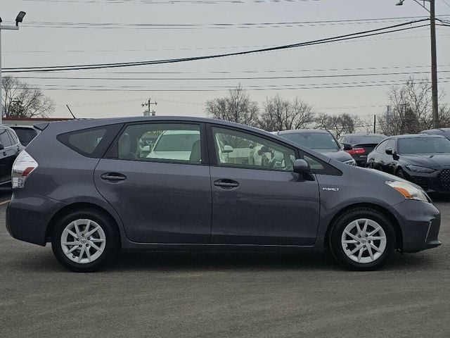 2013 Toyota Prius v 5dr Wagon Three - 22981028 - 15