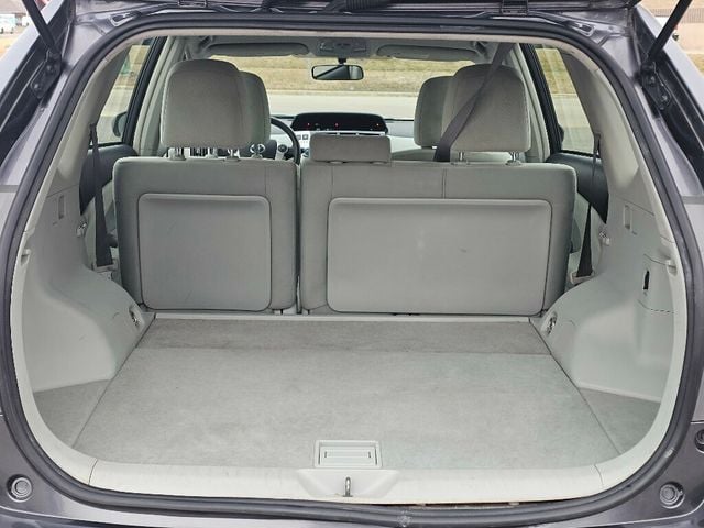 2013 Toyota Prius v 5dr Wagon Three - 22981028 - 36